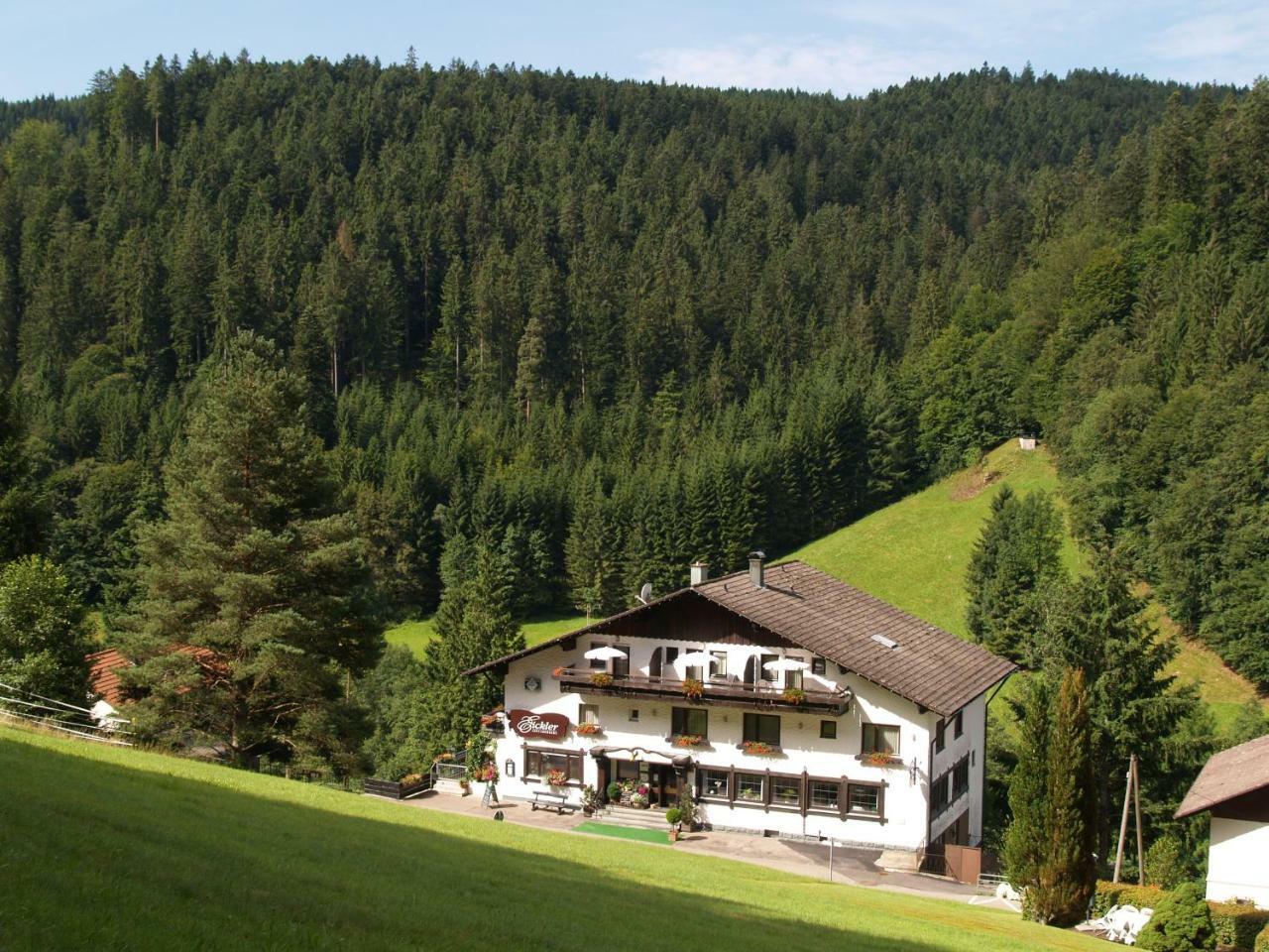 Landhaus Eickler Hotel Baiersbronn Buitenkant foto